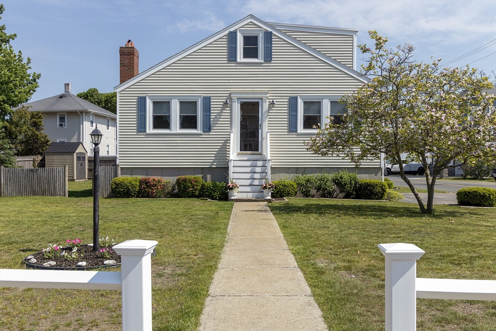 84 Newport Rd