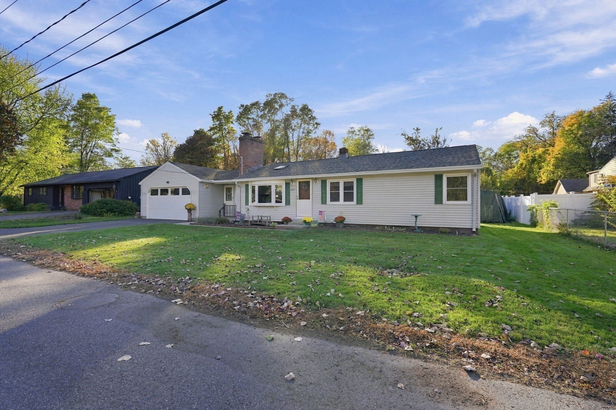 16 Clyde Ave
