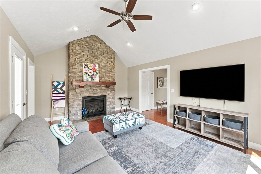 65 Virginia Dr #65, Leicester, MA, 65 Virginia Dr #65, Leicester, MA Photo #8