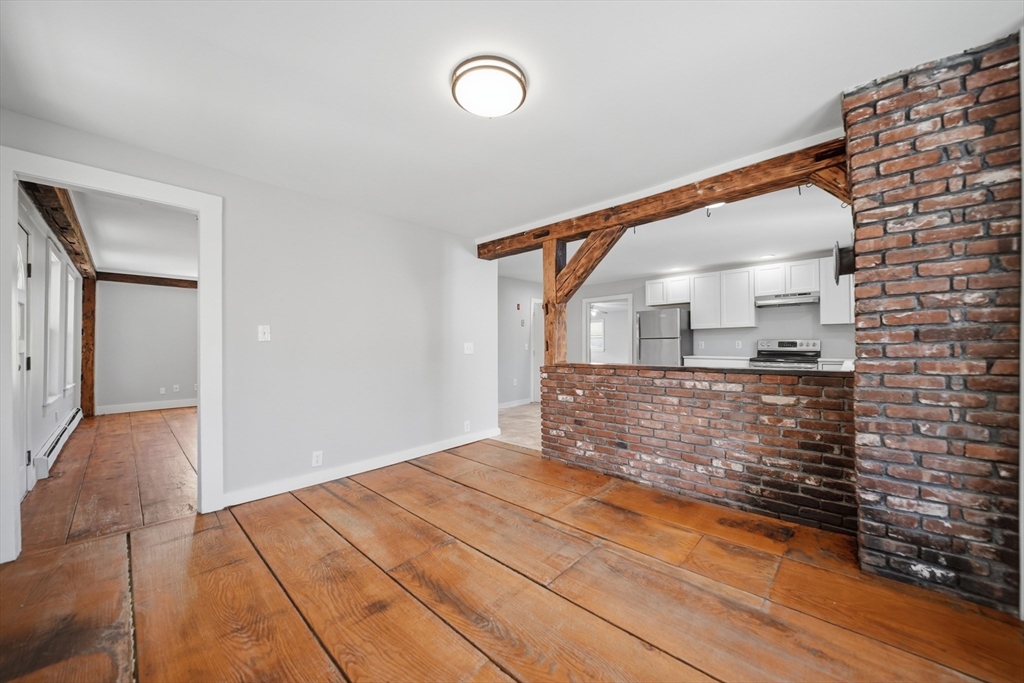 27 Central St