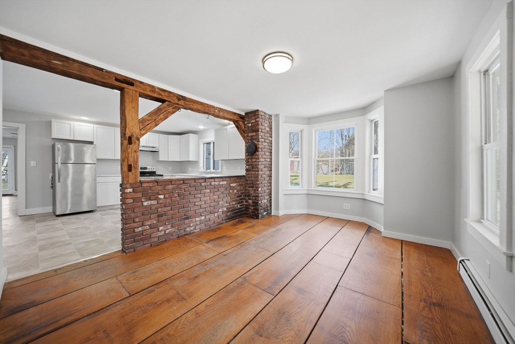 27 Central St