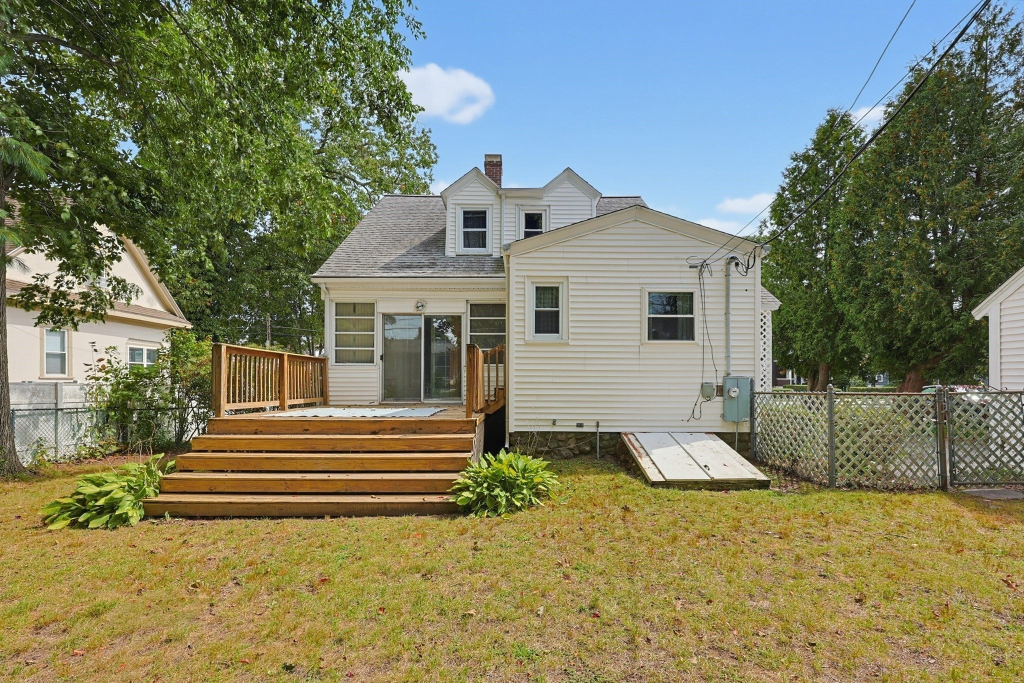 425 Prospect St, Norwood, MA Photo #30