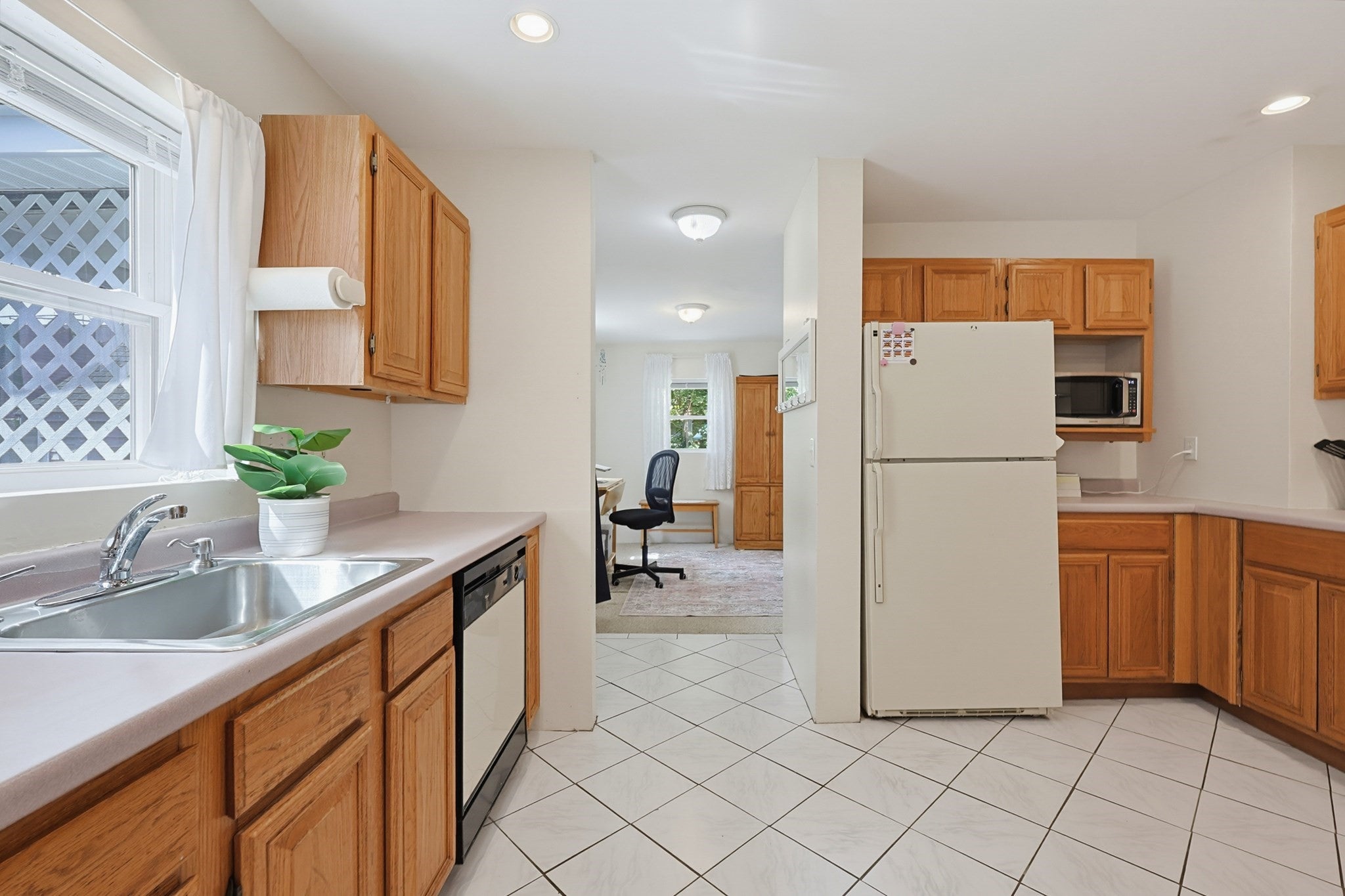 425 Prospect St, Norwood, MA Photo #6