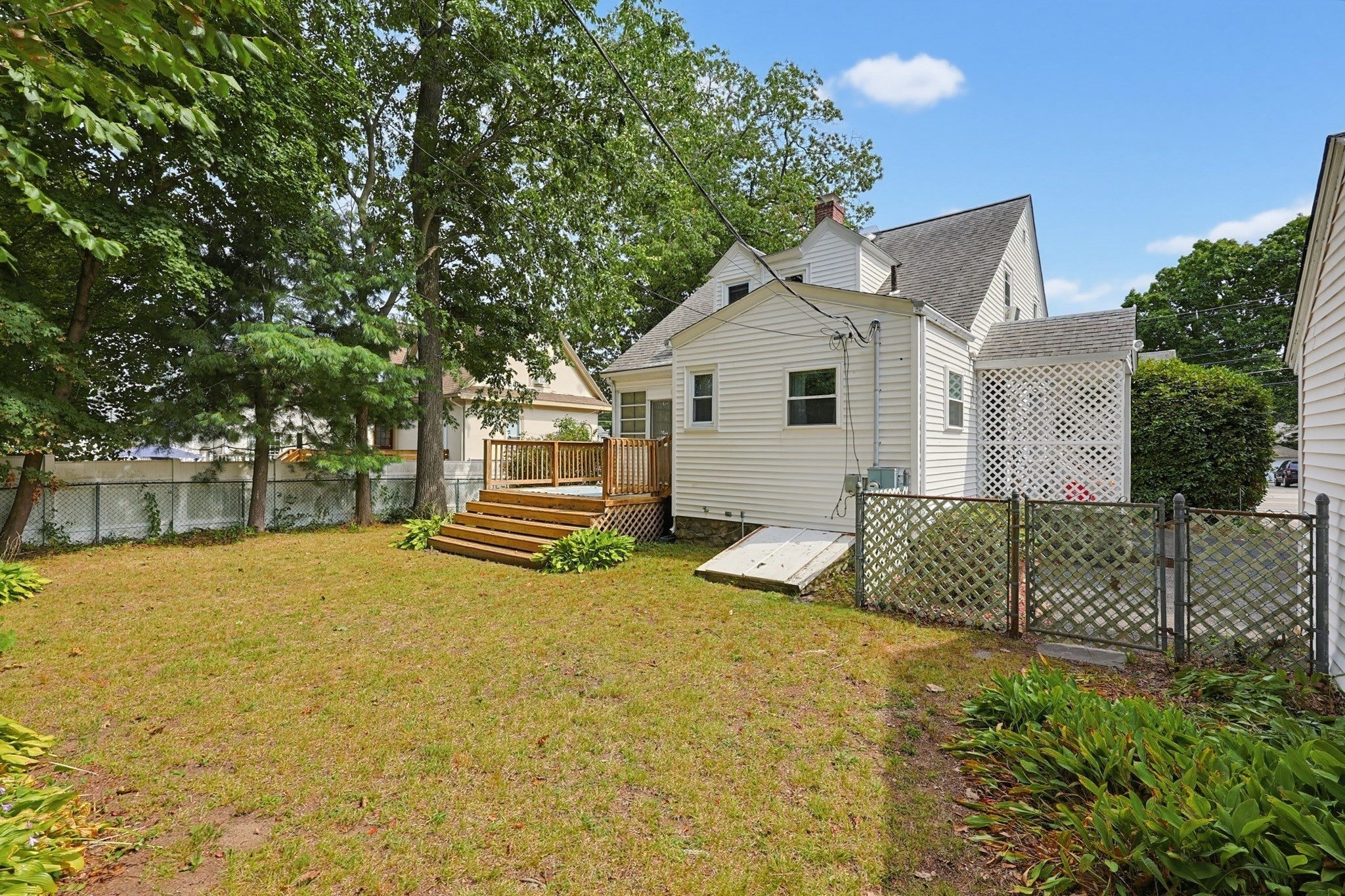 425 Prospect St, Norwood, MA Photo #31
