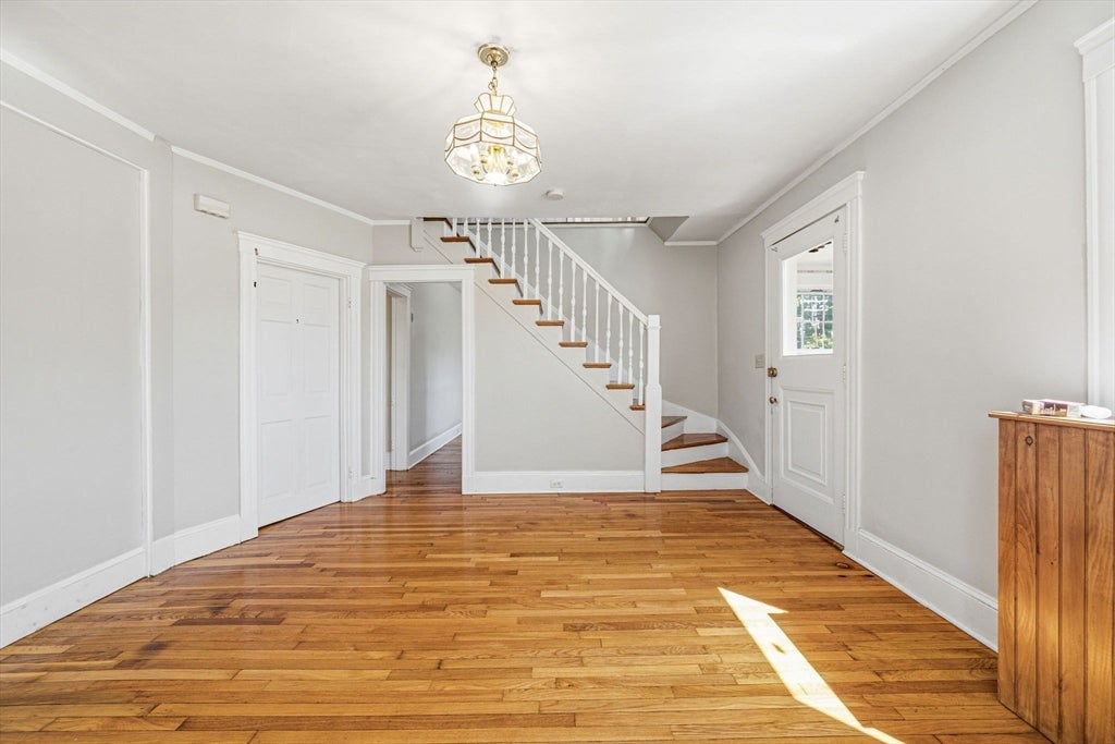 1004 N Main St