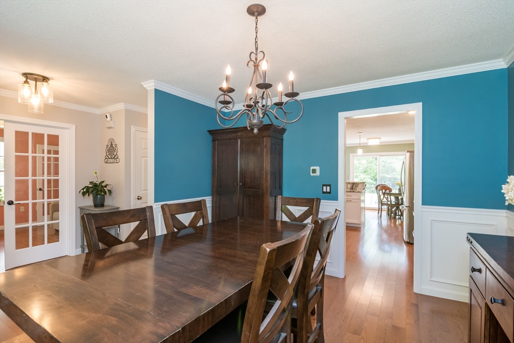 32 Sikes Ave