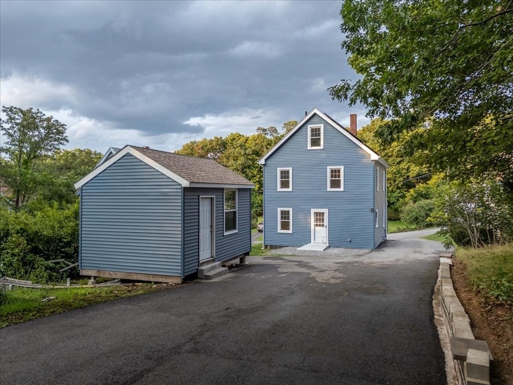 6 Hillside Ave, Woburn, MA Photo #35