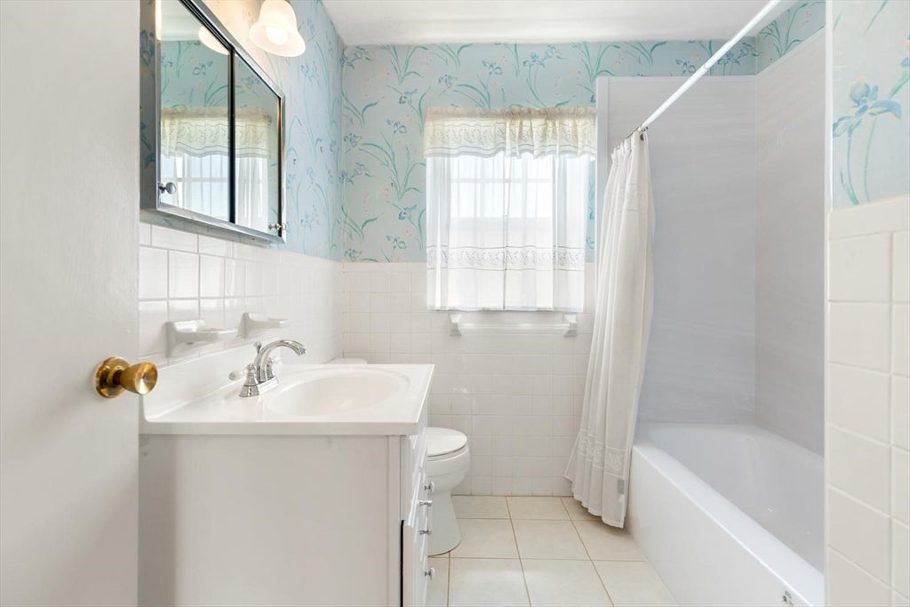 173 Lake Shore Rd #3, Boston, MA, 173 Lake Shore Rd #3, Boston, MA Photo #32