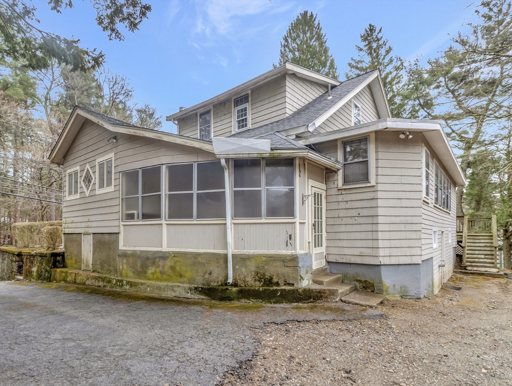 32 Upland Rd