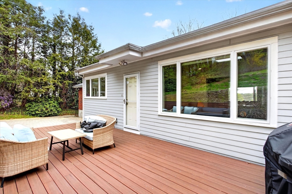 76 Goodnough Rd, Brookline, MA Photo #32
