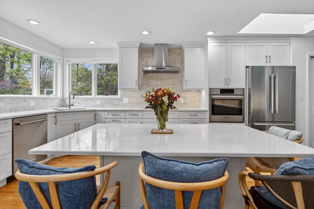 76 Goodnough Rd, Brookline, MA Photo #8