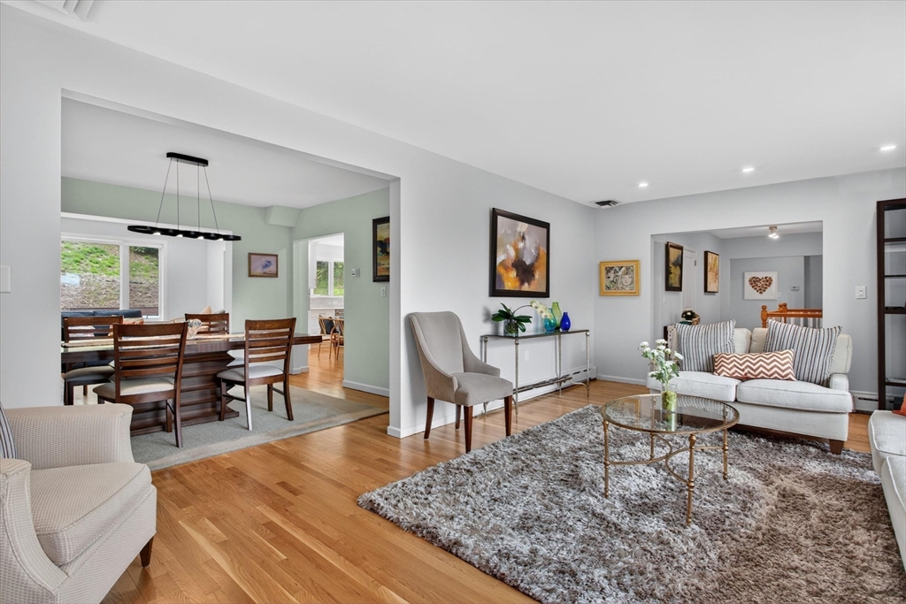 76 Goodnough Rd, Brookline, MA Photo #5