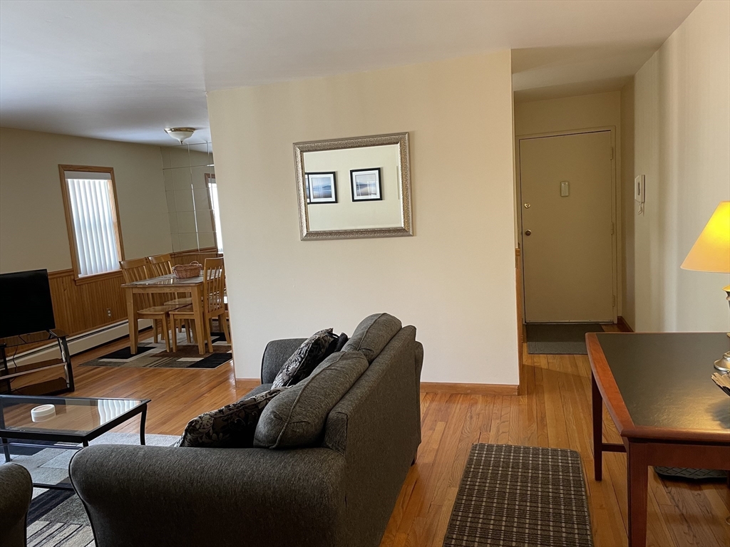 270 Regency Park Dr 270