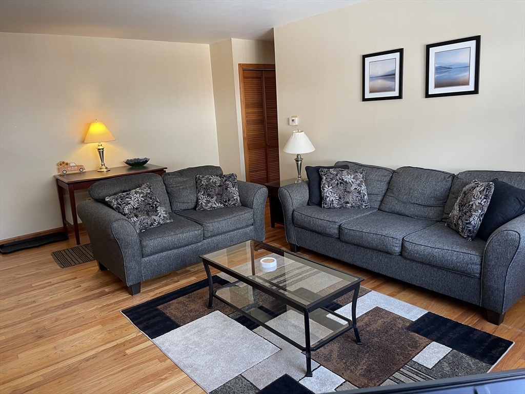 270 Regency Park Dr 270