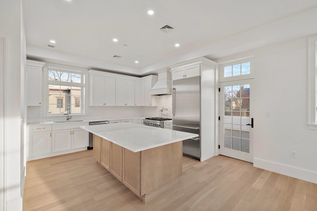 66 Pleasant Street 2