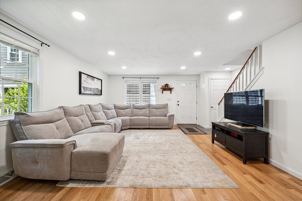 523 Washington Street A9