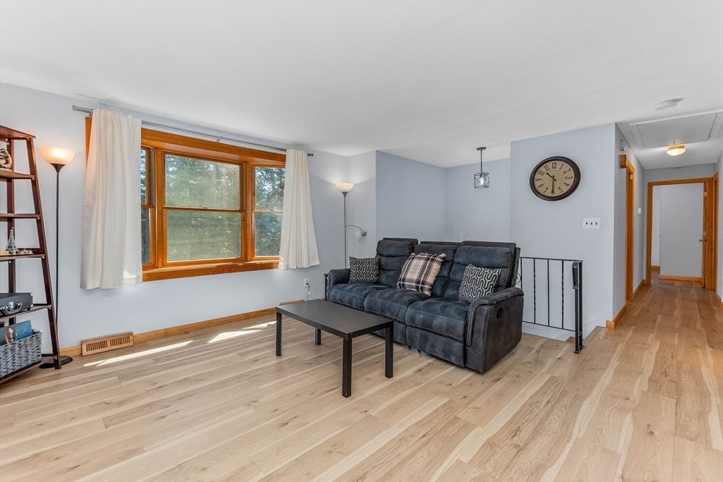 36 Carl Road