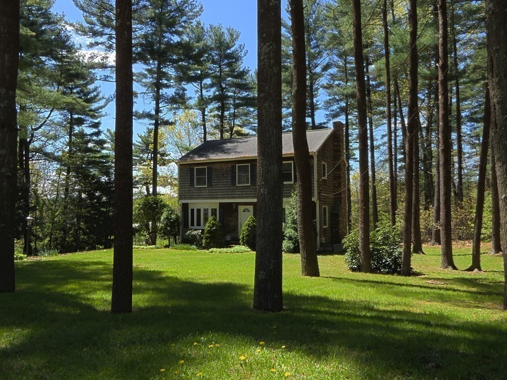 7 Sharon Ave