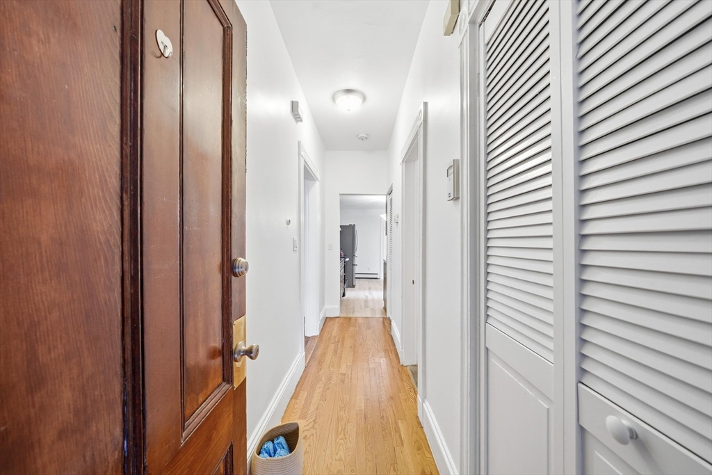166 Chestnut St #1, Brookline, MA Photo #27