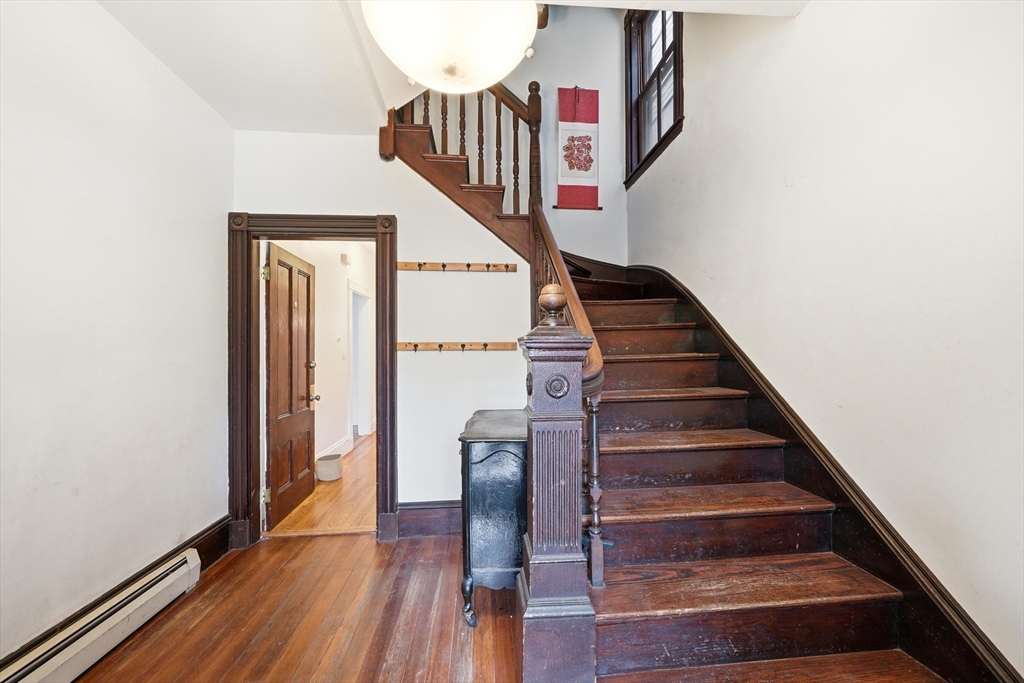 166 Chestnut St #1, Brookline, MA Photo #28