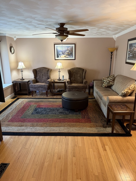 22 Groveland Commons Way 22