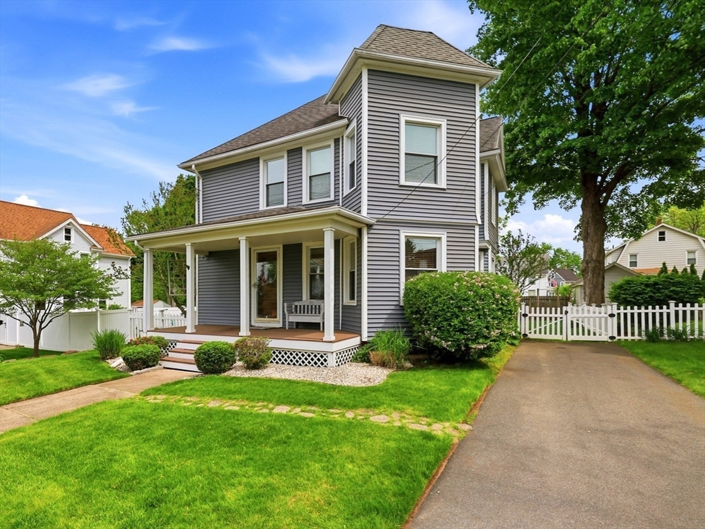 9 Callender Ave