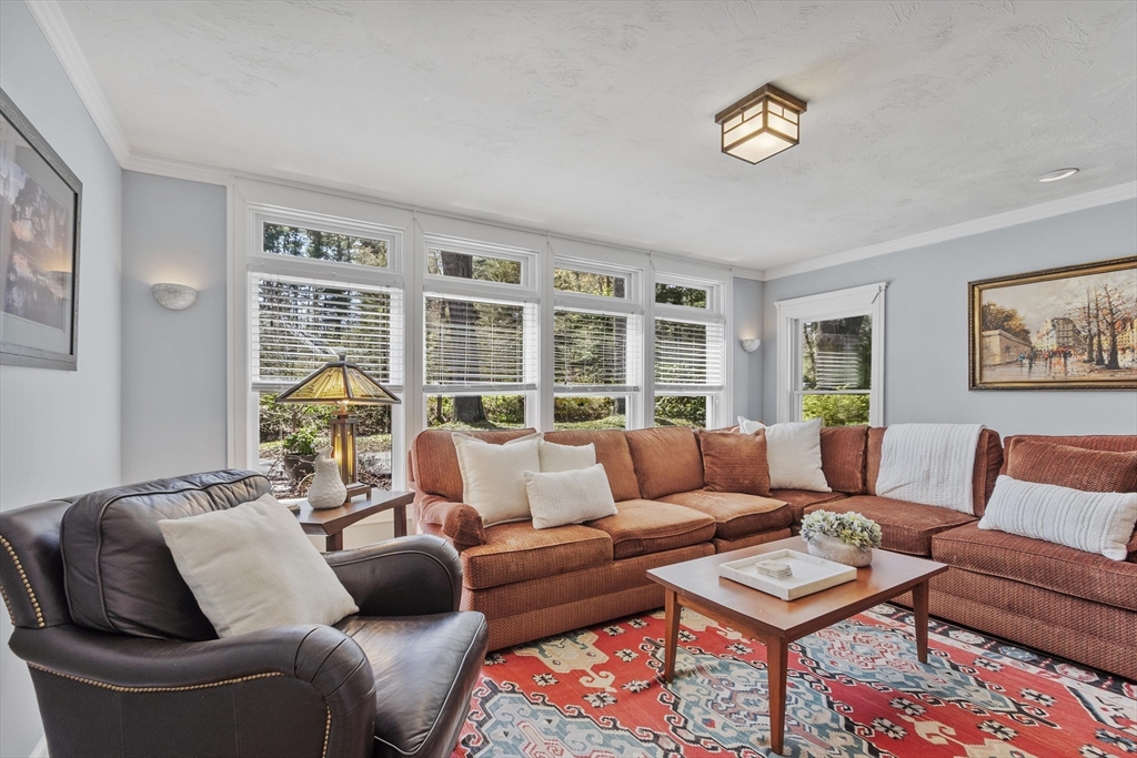 343 Holden Wood Rd