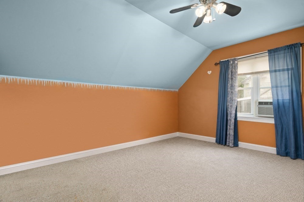 55 Arlington St, Lowell, MA Photo #23