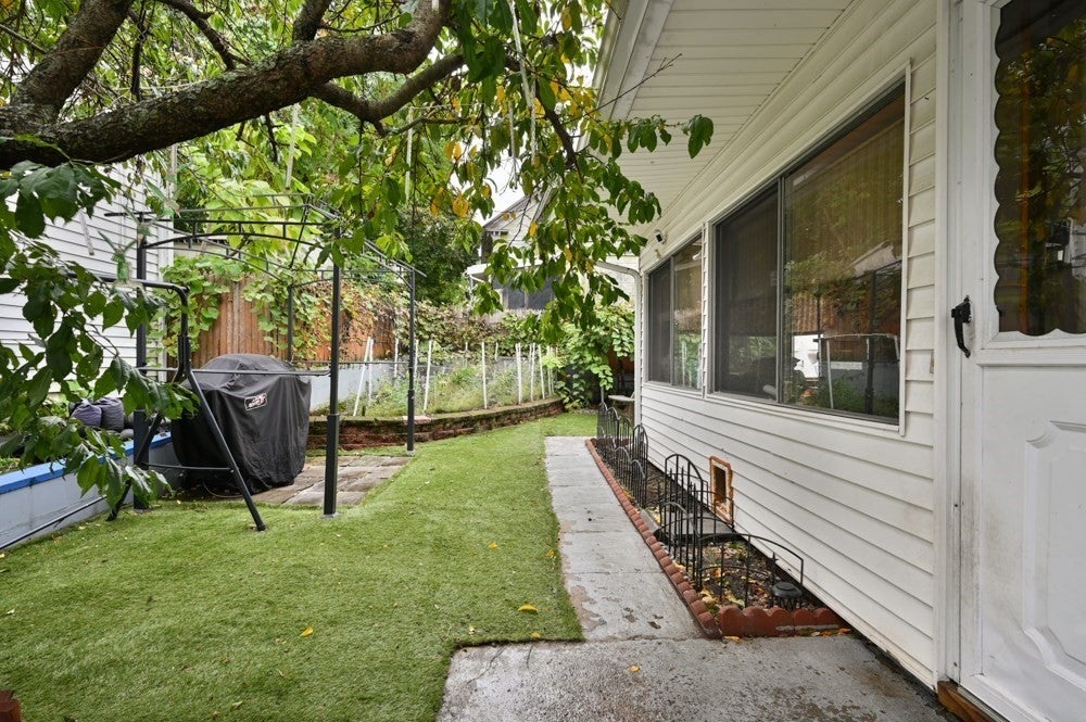 55 Arlington St, Lowell, MA Photo #36