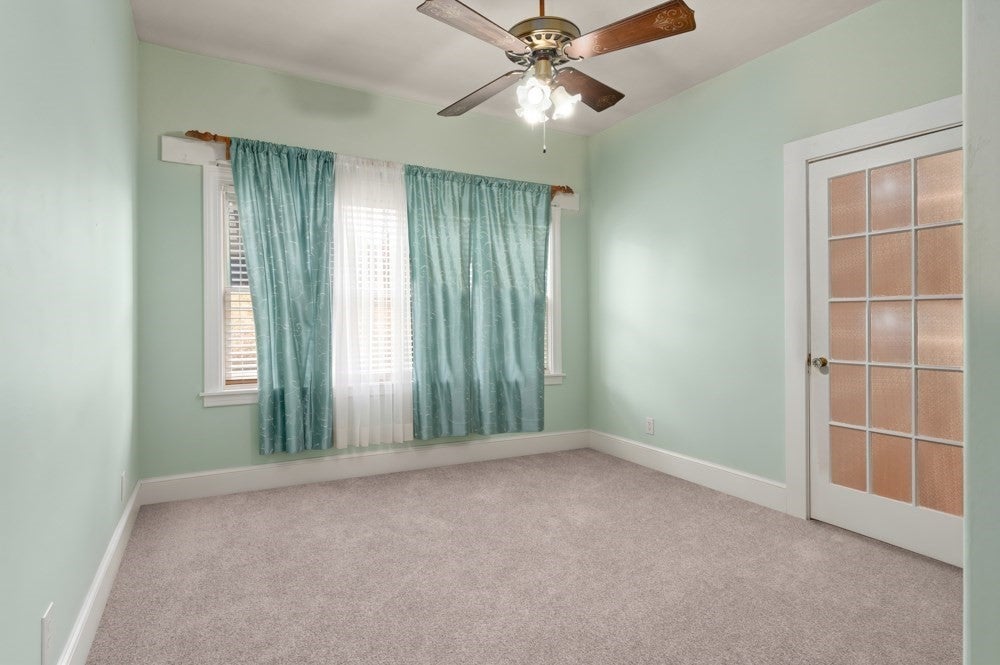 55 Arlington St, Lowell, MA Photo #22