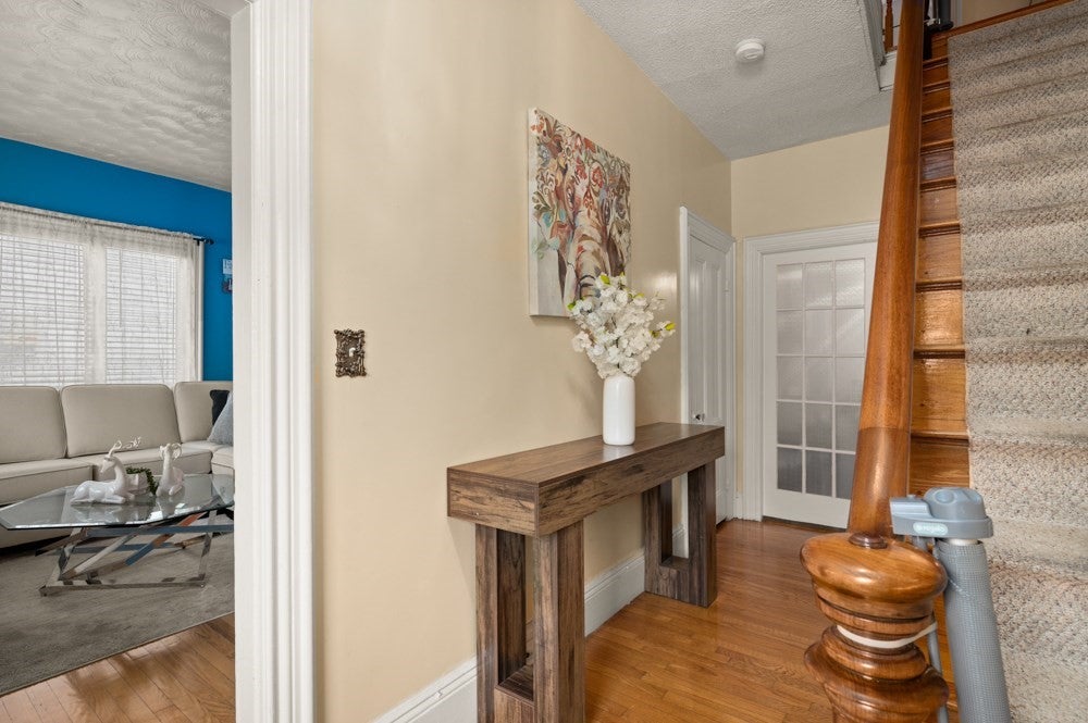 55 Arlington St, Lowell, MA Photo #7