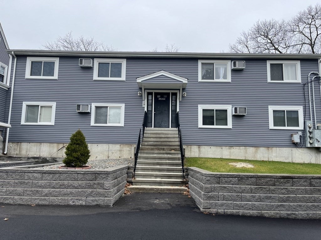 Photo 1 of 10 — 210-214 Middle Street d, Weymouth, MA 02189