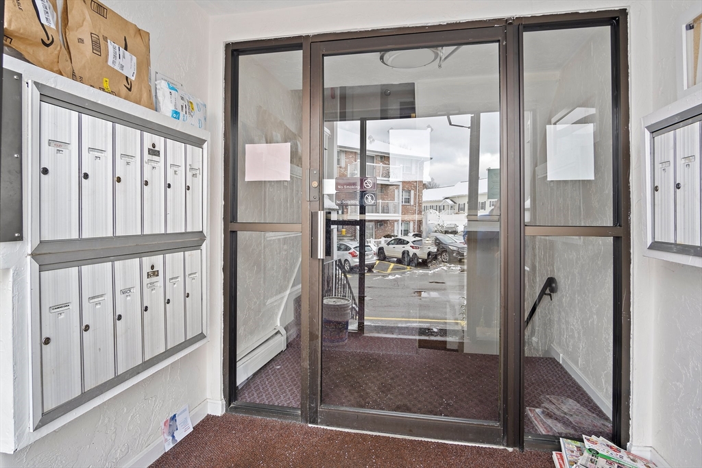 5 Karen Cir 16