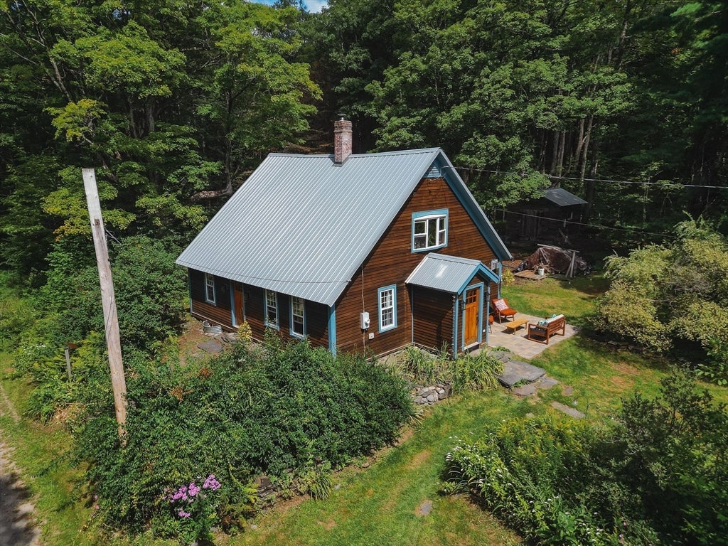Photo of 331 Ed Clark Rd, Colrain, MA