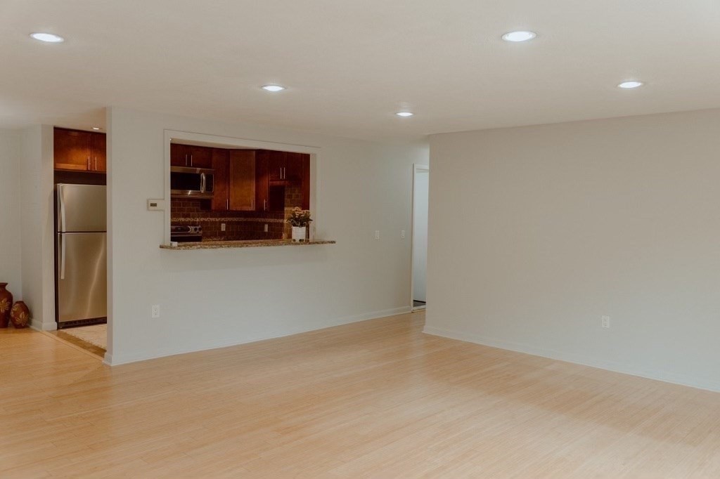 16 Williamsburg Ct 23