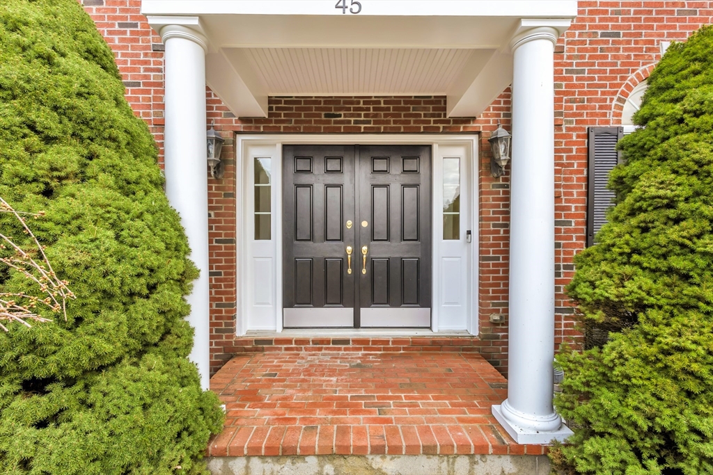 45 Endean Dr