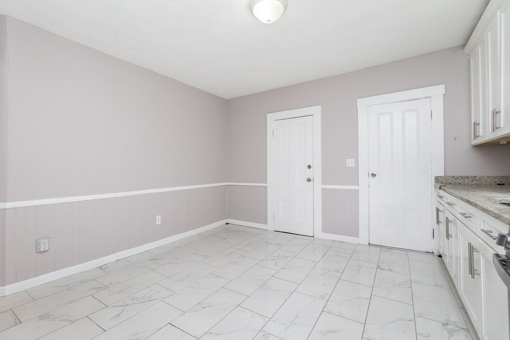 22 Stearns St