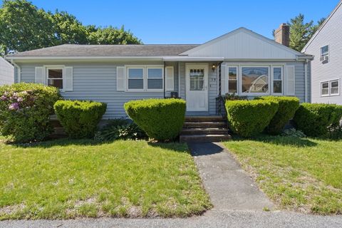Photo of 15 Carol Ann Rd, Peabody, MA 01960 (MLS # 73533891)