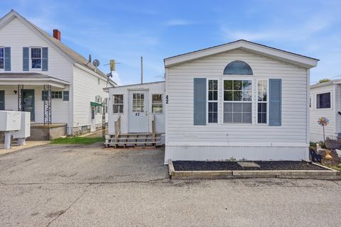 Photo of 548 Kenyon Ave #42, Attleboro, MA 02703 (MLS # 73514264)