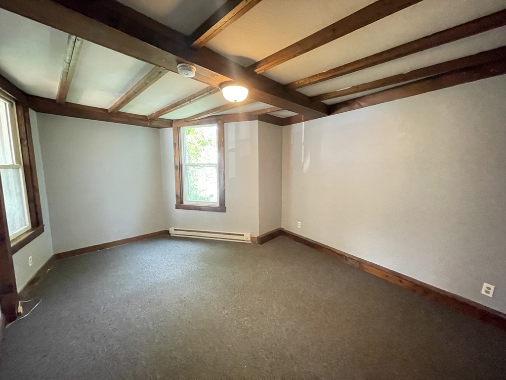 16 Oriole Street 2