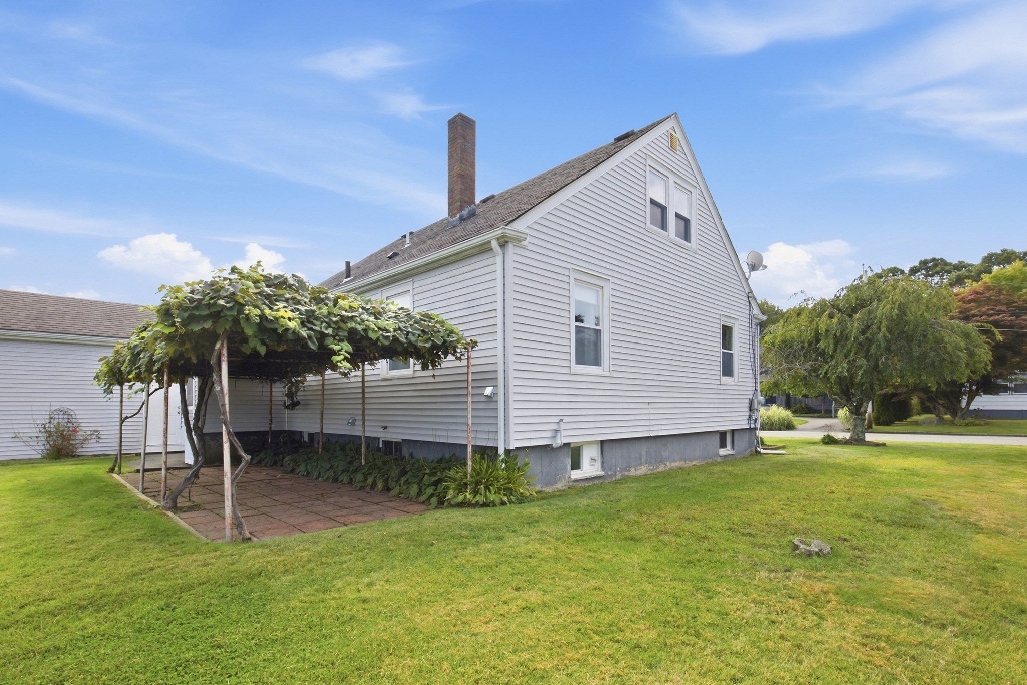 136 Durfee Road, Tiverton, RI Photo #38