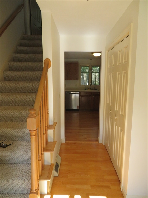 9 Larson Farm Drive