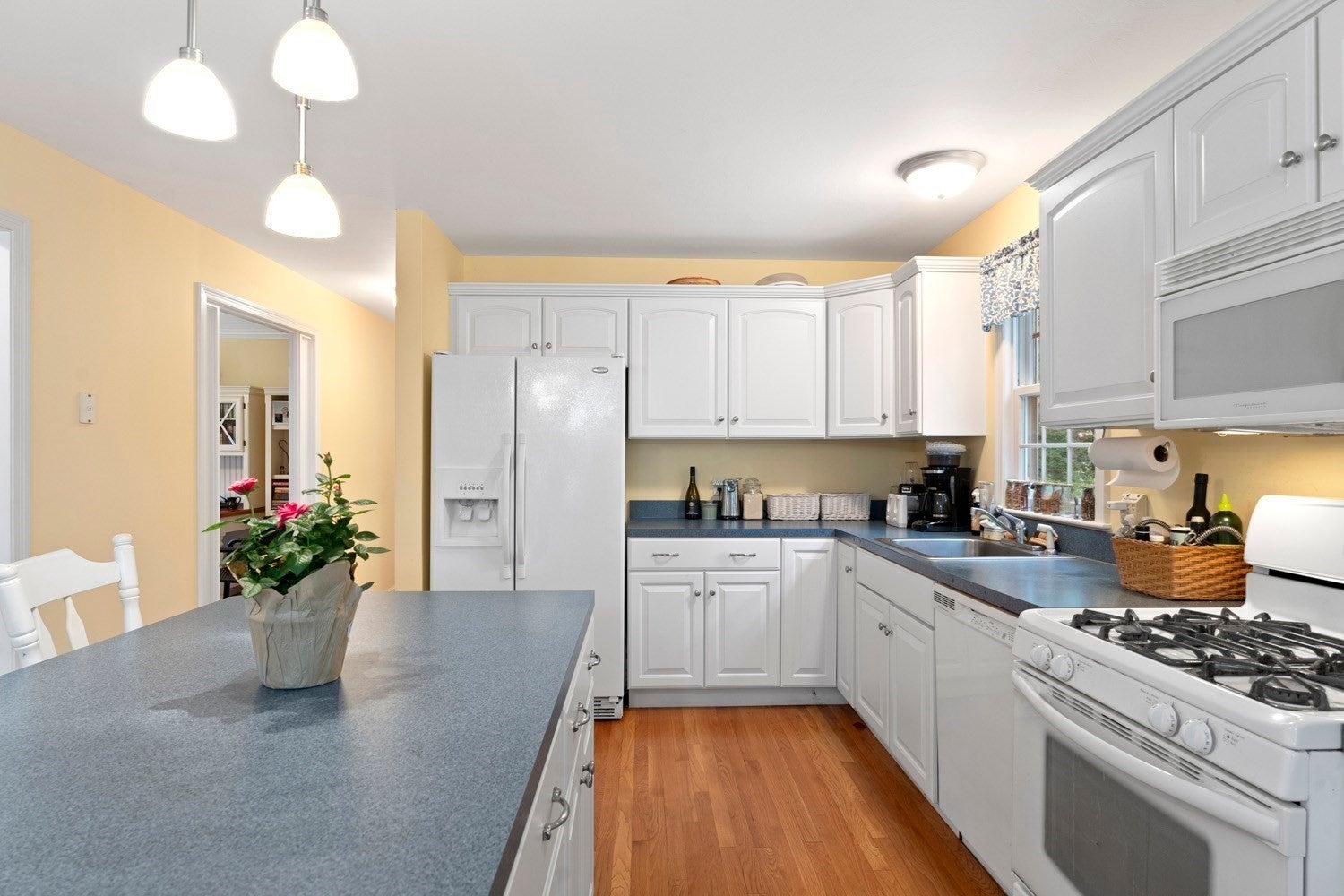 87 Neshobe Rd, Mashpee, MA, 87 Neshobe Rd, Mashpee, MA Photo #10