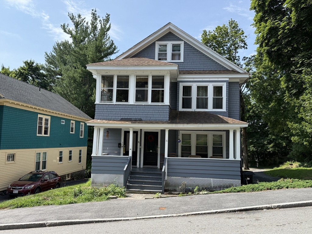33 Barnes Ave