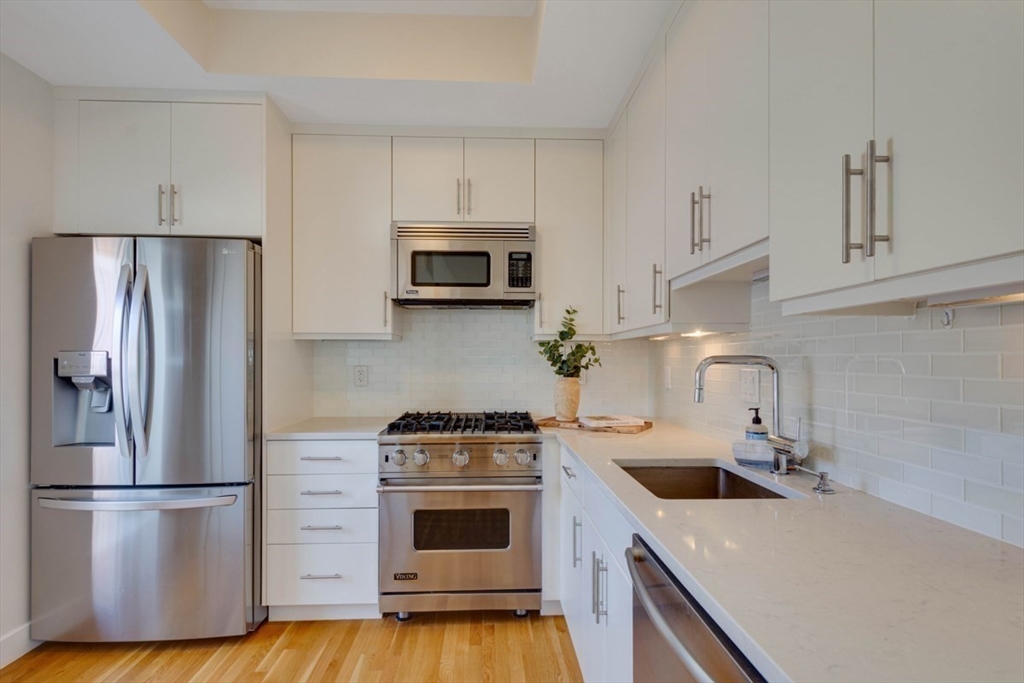 242 Shawmut Ave 1B