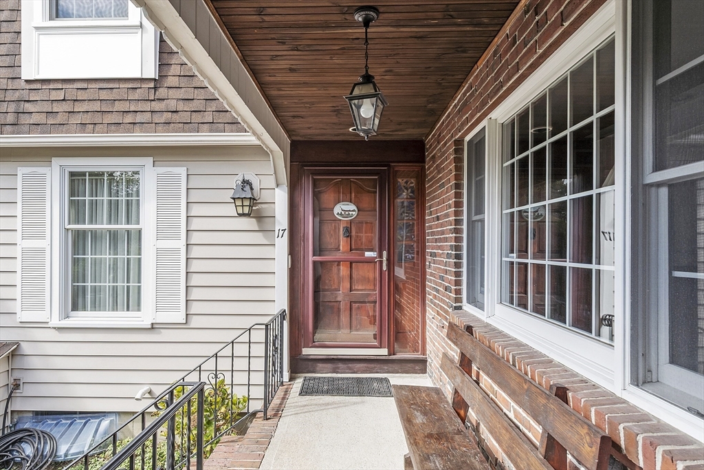 17 Rose Glen Dr