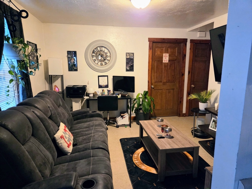 122-124 Leighton Street