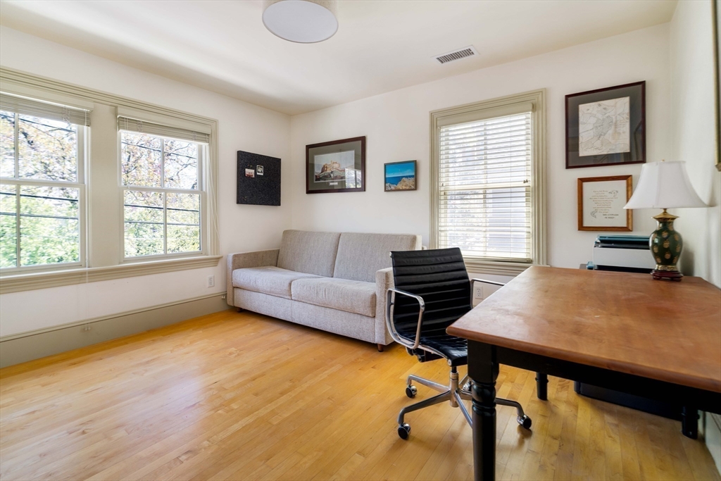 24 Gibson Street, Cambridge, MA Photo #25