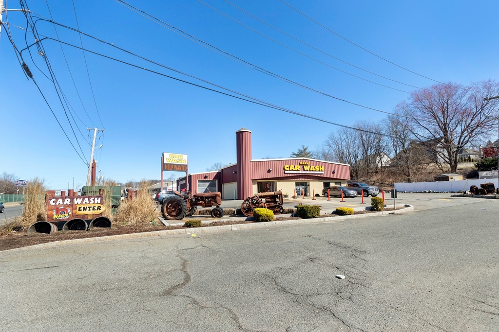 Saugus, Massachusetts 01906, United States, ,Commercial,Active,44270