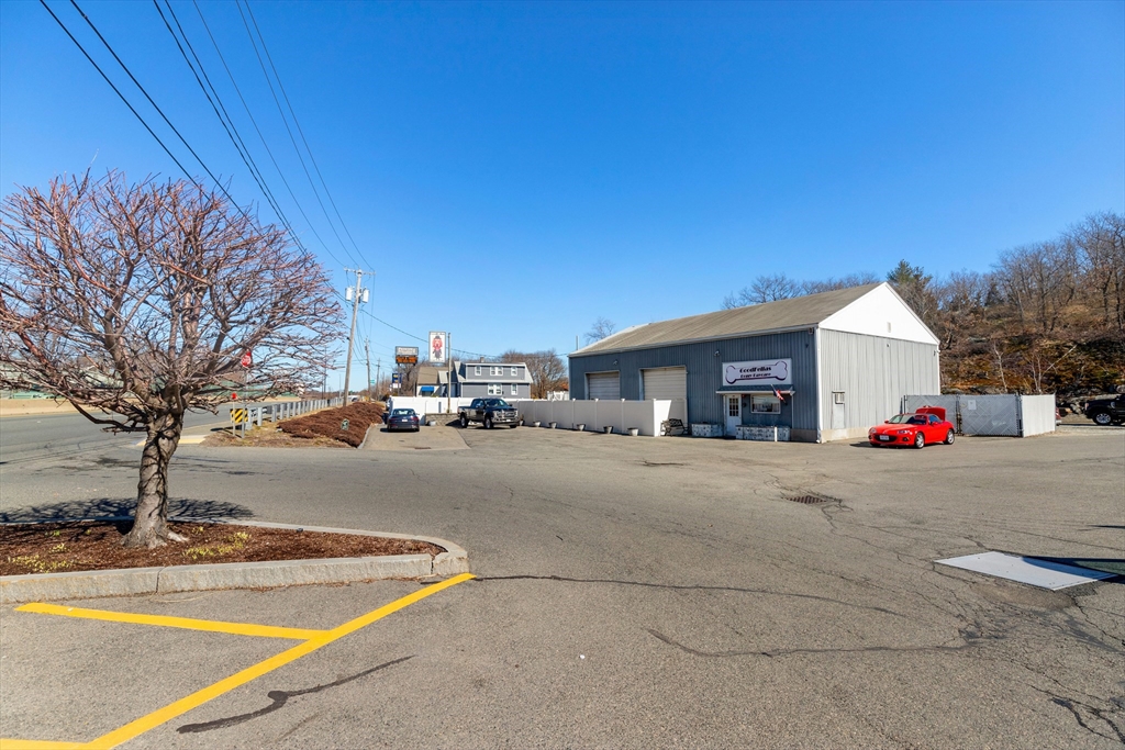 Saugus, Massachusetts 01906, United States, ,Commercial,Active,44270